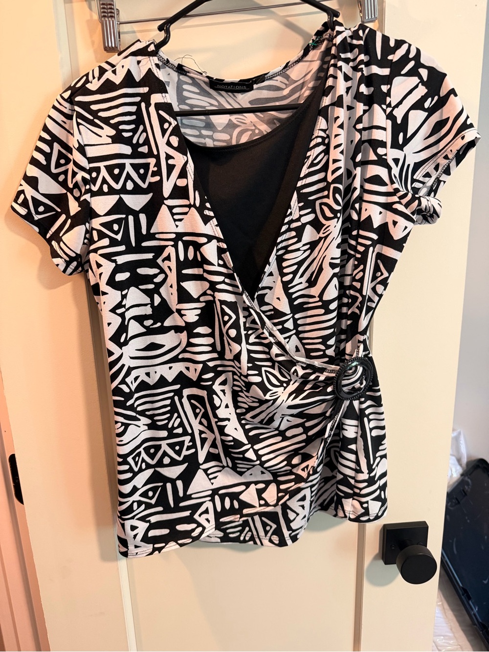 Notations Black & White Graphic Wrap-Front Short Sleeve Top